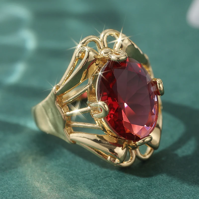Vintage-Ring für Damen mit eingelegtem roten Stein, trendige Goldfarbe, handgeschnitzt, hohl, für den täglichen Gebrauch, Partyschmuck, Jubiläumsgeschenk – Detail 2