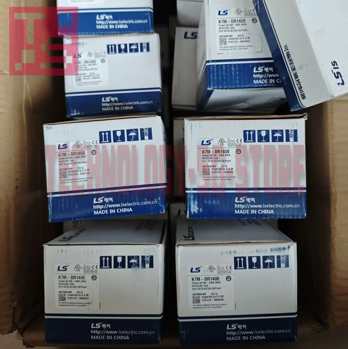 

PLC K7M-DR30UE K7M-DR20UE K7M-DR14UE module brand new