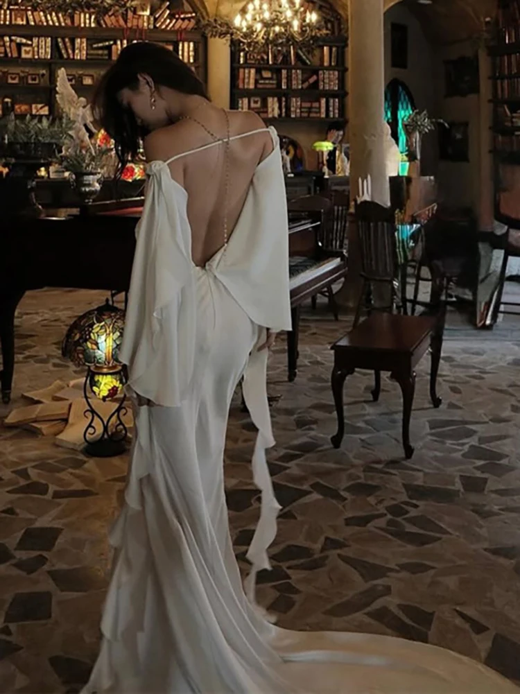 Customized Simple Elegant 3d Flowers Slash Neck Backless Wedding Dresses Exquisite  Irregular Ruffled Sexy Tassels Bride Gowns