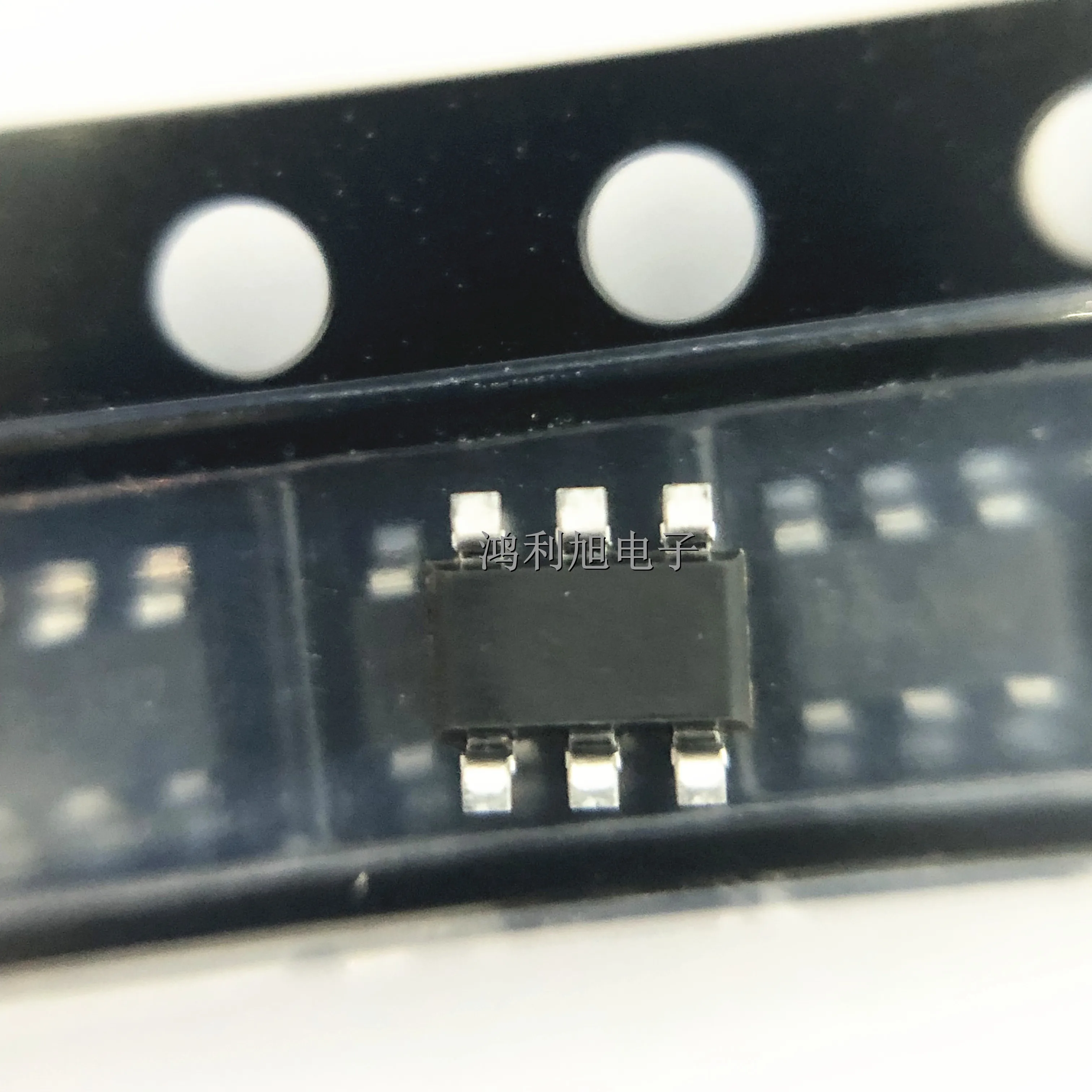 10PCS/Lot R7732GGE MAKING:IF0=SOT-23-6 analog-to-digital conversion chip ADC chip brand new original stock