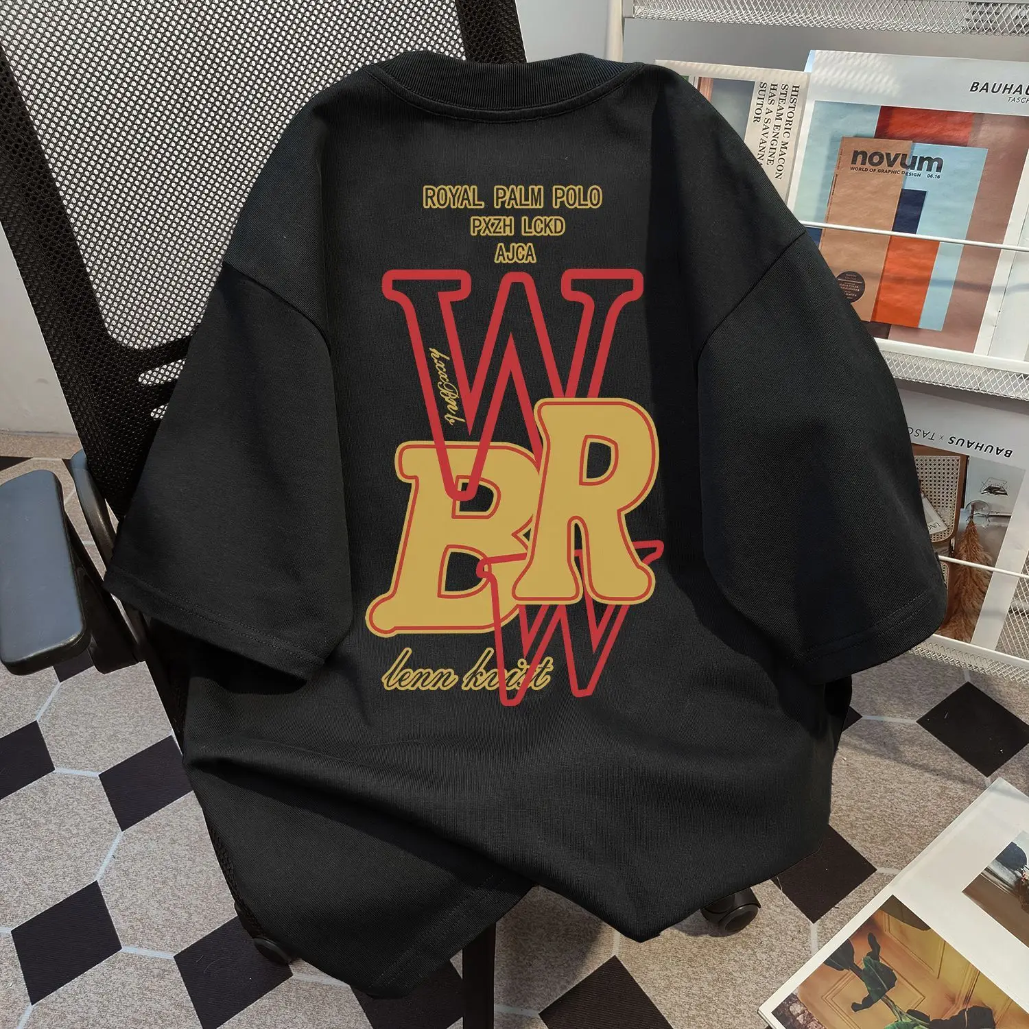 

American hip-hop men and women trendy personalized letter print round neck short sleeved couple high street loose casual T-shirt