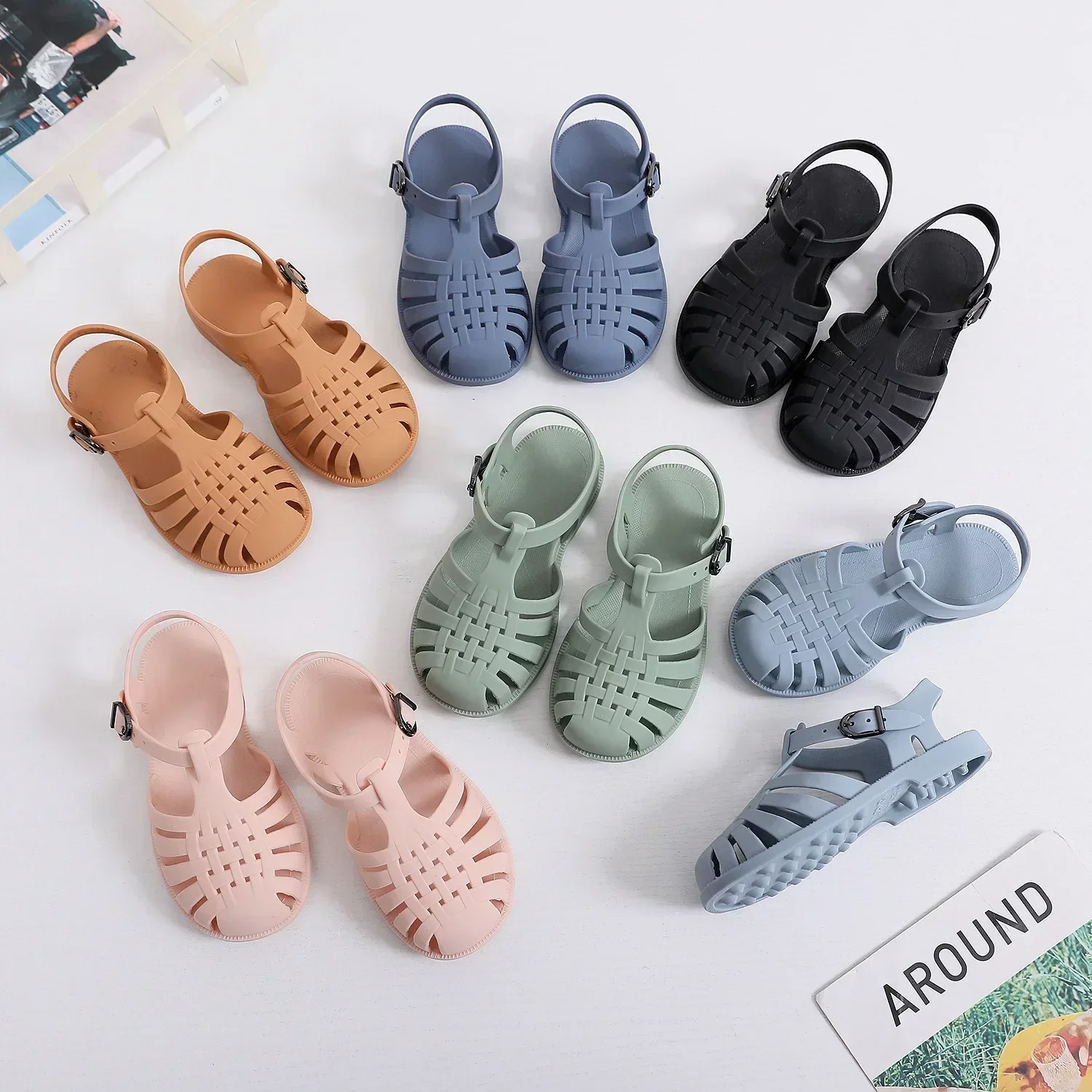 Children\'s Soft-soled Openwork Breathable Sandals Boys and Girls Home Outing Beach Boys and Girls 2-12y