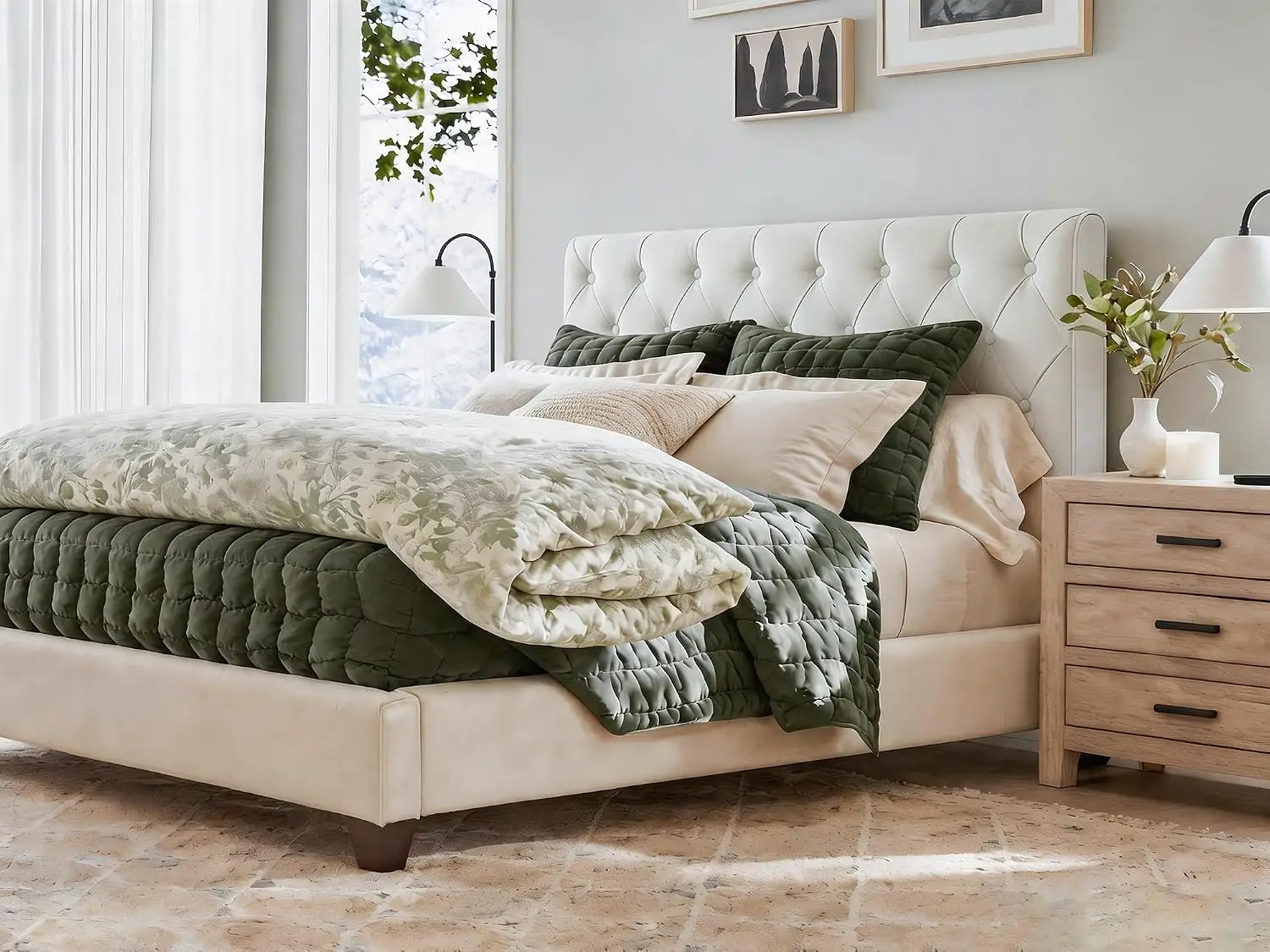 Velvet Tufted King Headboard Soft Cushion High-Density Sponge Luxury Texture Easy Assembly 76.37