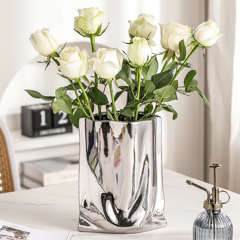 Modern Simple Ceramic Vase Light Luxury Electroplated Pleated Design for Hydroponic Water-Grown & Dried Flowers Living Room