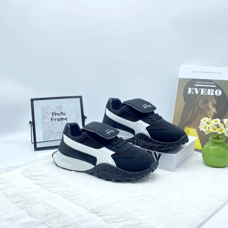 Women Retro Flip Tongue Mesh Sneakers Black White Platform Tire Sole Height Increasing Casual Running Shoes