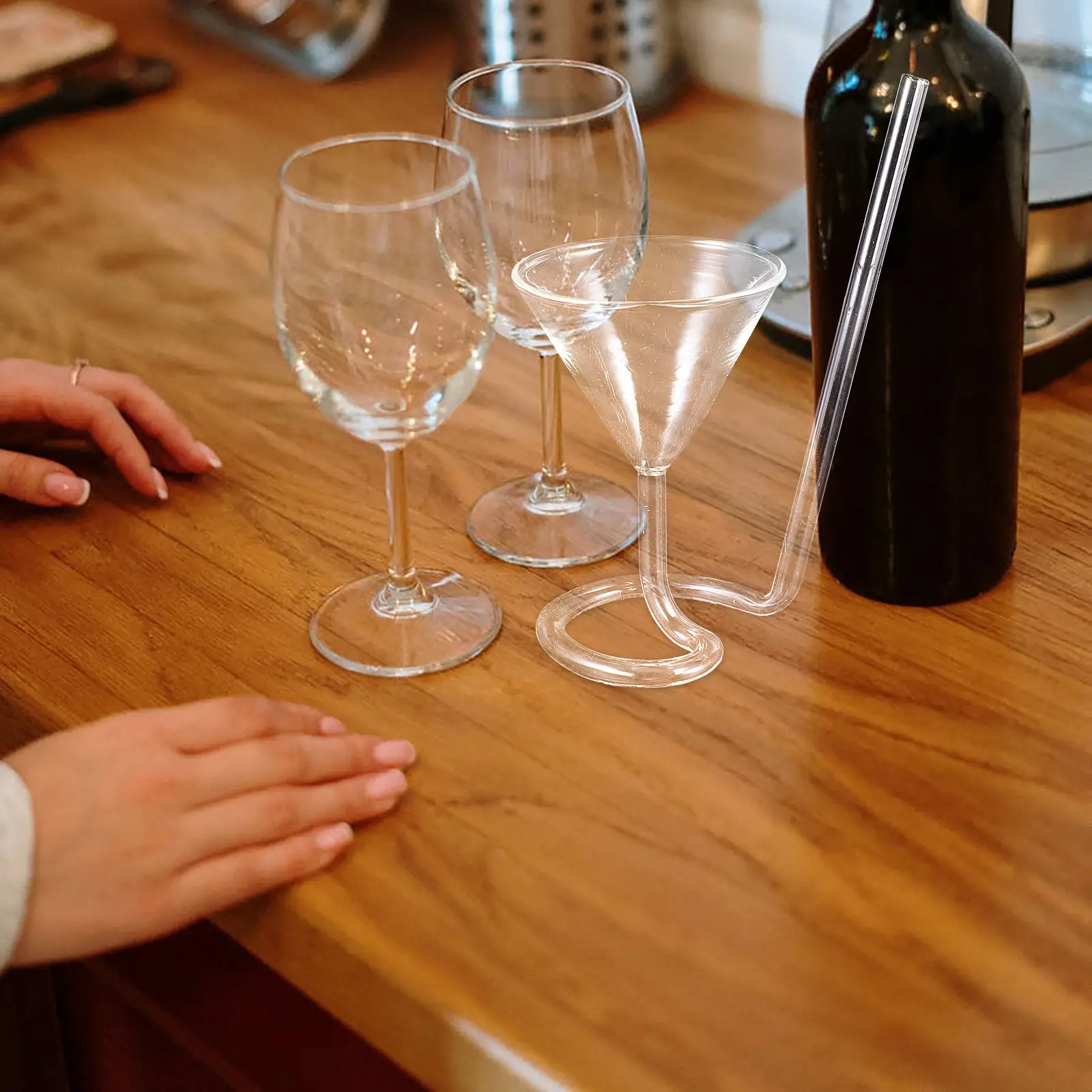 Trendy Spiral Tail Wine Glass with Functional Straw Stylish Cocktail Cup for Parties Camping Pool Bar Family Use Glass Wine Cup