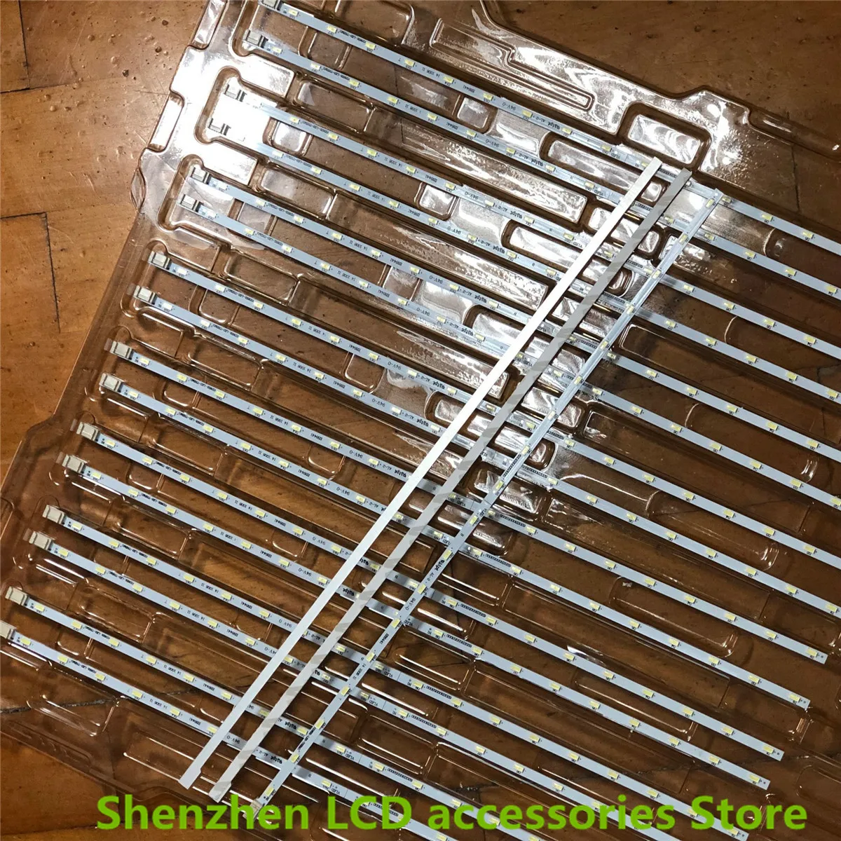 สําหรับ Skyworth 24E510E โคมไฟบาร์ V236B1-LE2-TREM11 V236BJ1-LE2 18LED 30.7 ซม.100% ใหม่ LED Backlight Strip