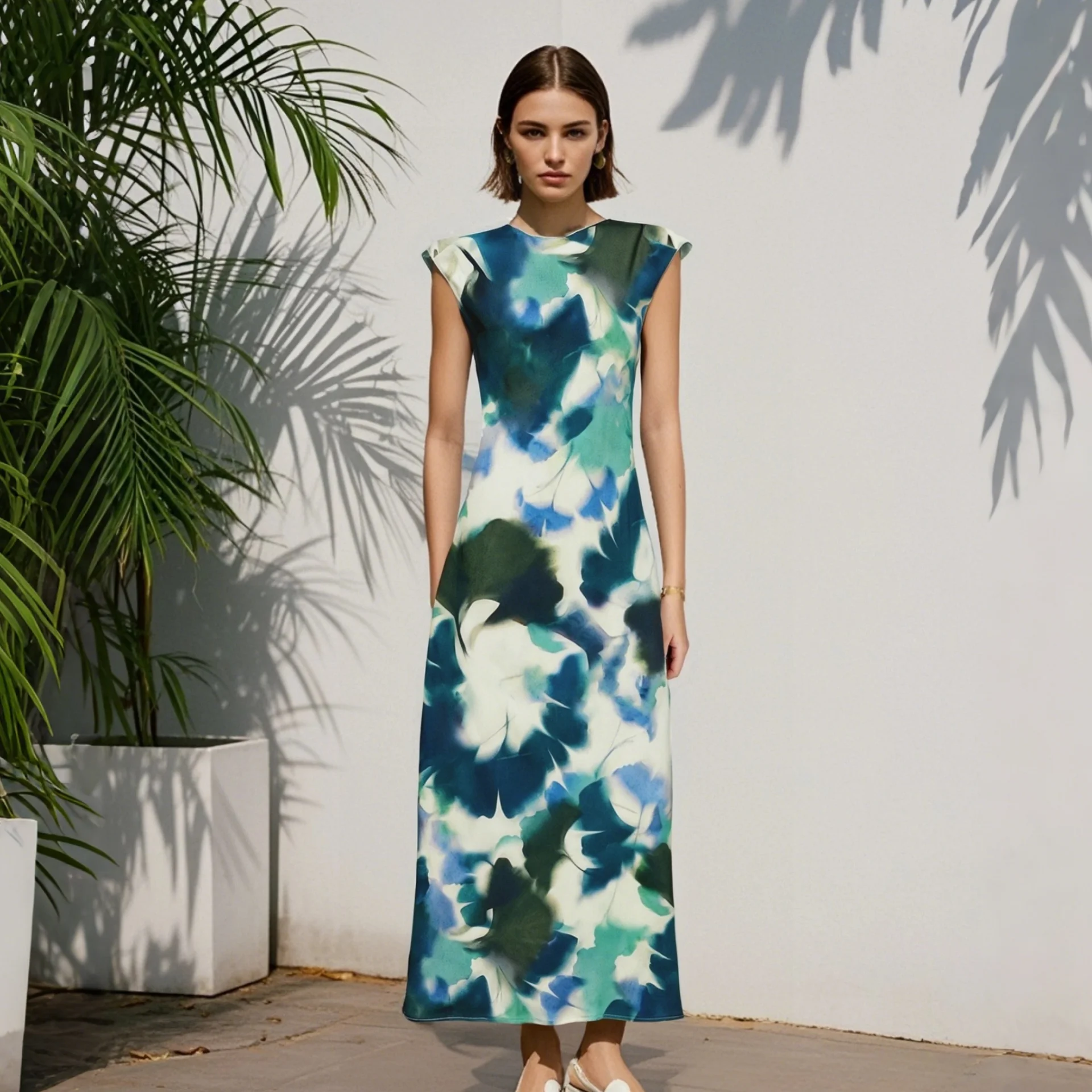 

2025 New Arrival Women's Sleeveless Dress with Abstract Floral Print Y2K - inspired Design Ideal for Trendy Summer Wardrobe