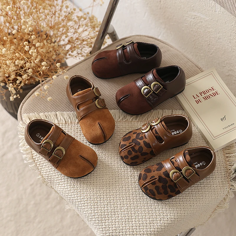 Double Buckle Retro Kids Mary Jane Suede Shoes Girls British Preppy Style Leopard Student Casual Shoes for Holiday Travel 23-34