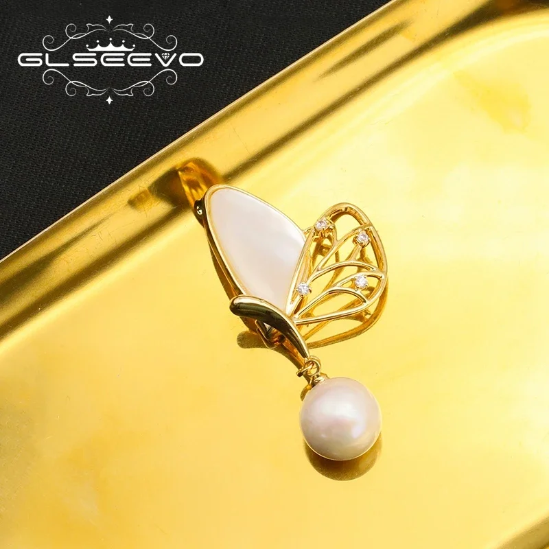 GLSEEVO Butterfly Brooches For Women Charm Pearl Insect Badge Pins Elegant Cute Pins Party Wedding Gifts Clothing Jewelry