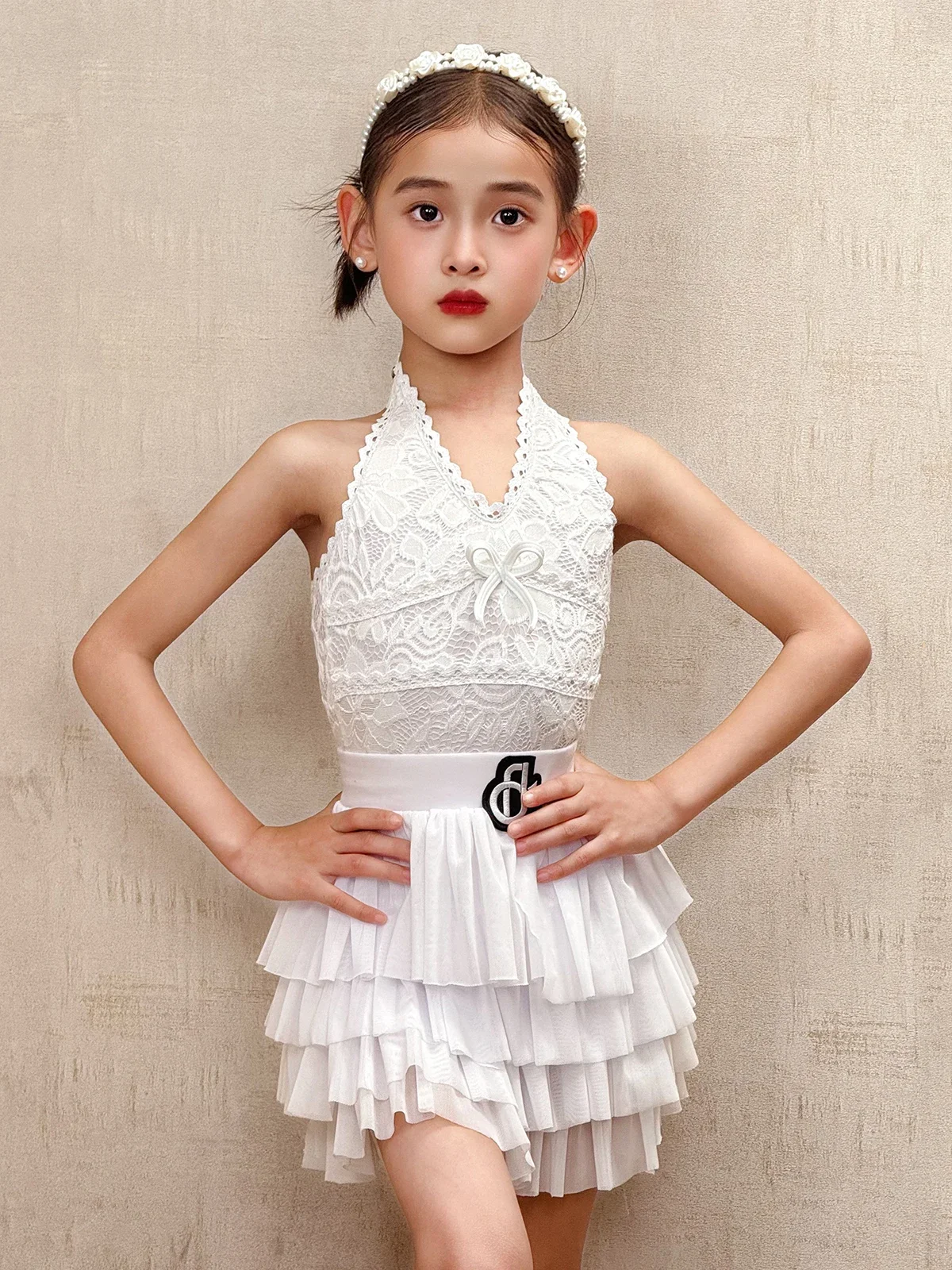 الأطفال الأبيض الرسن عارية الذراعين الدانتيل ارتداءها و كعكة مطوي تنورة الأطفال اللاتينية Dancewear أطفال بنات التدريب أزياء رقص
