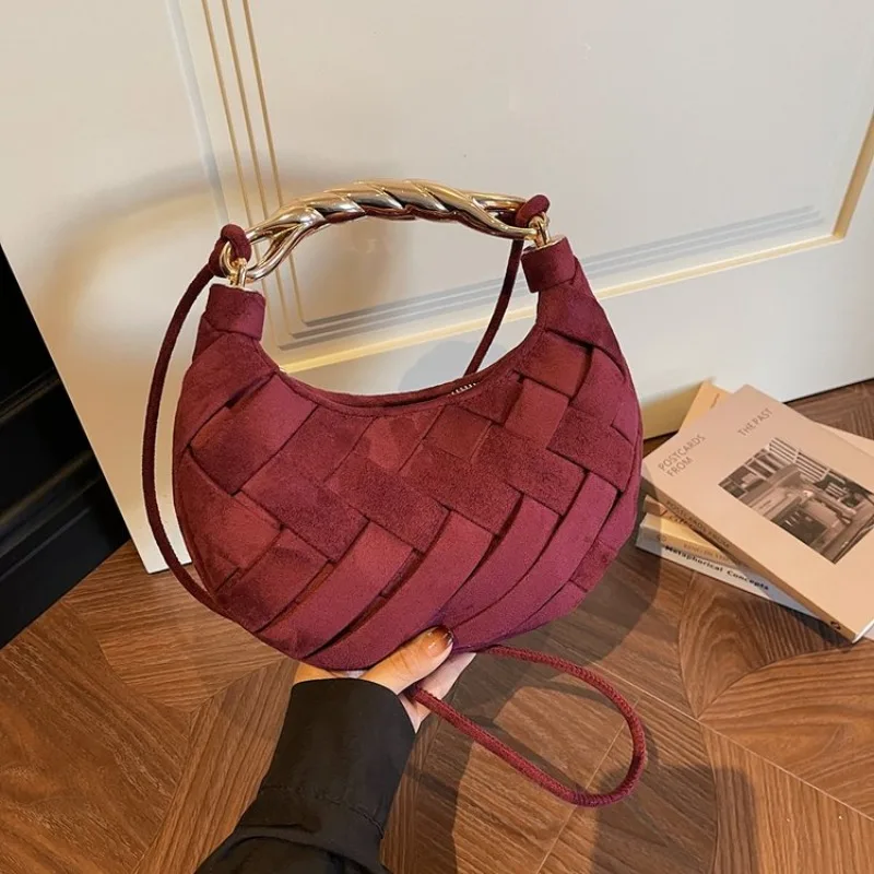 

Vintage Style Crossbody Handbag Solid Color Classic Design Can Effortlessly Function As A Unique Diaper Bag