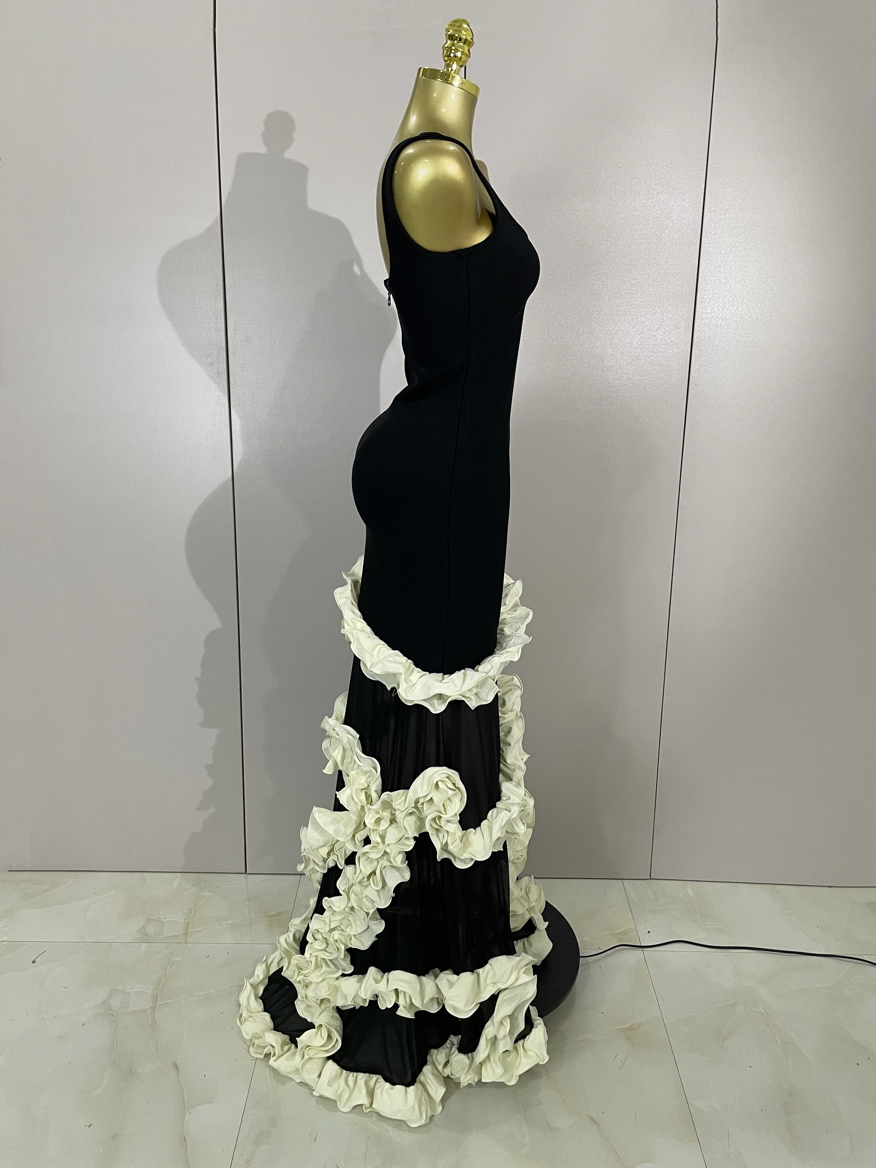 Sexy noir col carré épissé maille à volants moulante pansement Maxi robe femmes célébrer soirée Club fête élégante robes d'anniversaire