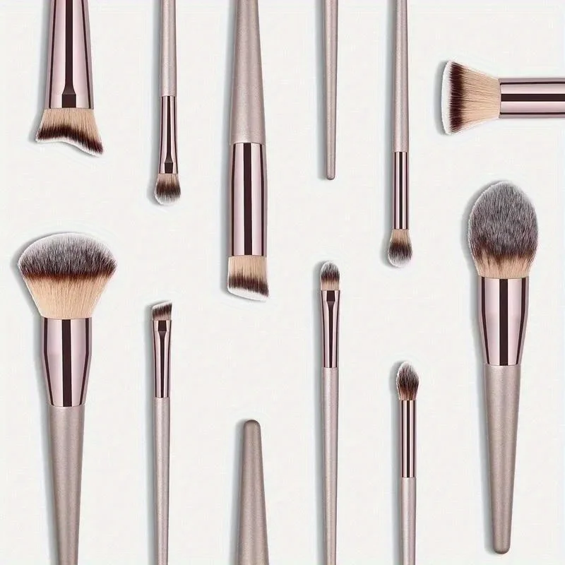 Ensemble de 10 pinceaux cosmétiques vegan, sans cruauté, à poils doux, kit complet de maquillage pour le visage et les yeux, pour débutants et professionnels.