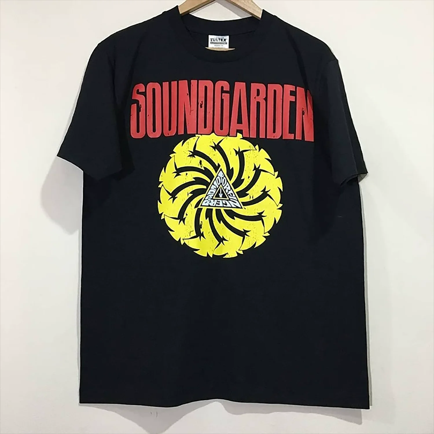 Soundgarden Men's Oversized High Street Drop-Shoulder Short-Sleeved T-Shirt Streetwear Print Half-Sleeve.heavyweight cotton, pre shrunk tee, butterysoft, graphic print crew neck、 gift for menwomen, wash resistant print                                    .