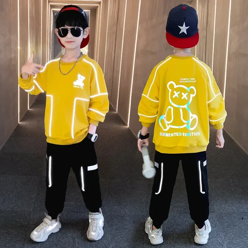 Boys Sweatsuit Set 2 Piece Sweater and Jogger Sweatpants Outfits Children Reflective Bear Pullover & Pants Suits Kids Loungewear