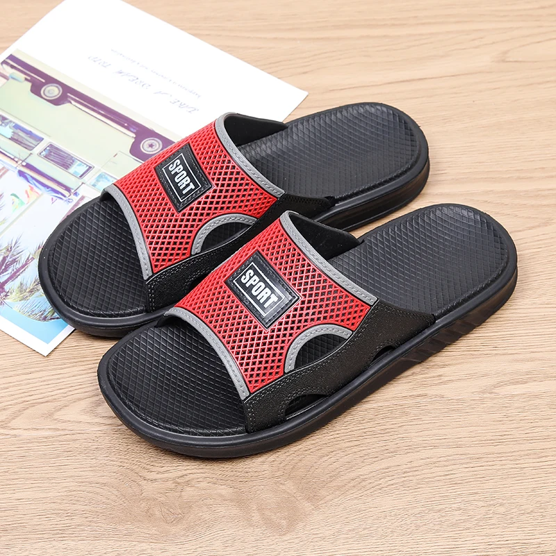 Men\'s slippers summer new breathable lightweight outdoor casual beach shoes fashion soft-soled non-slip wear-resistant sandals