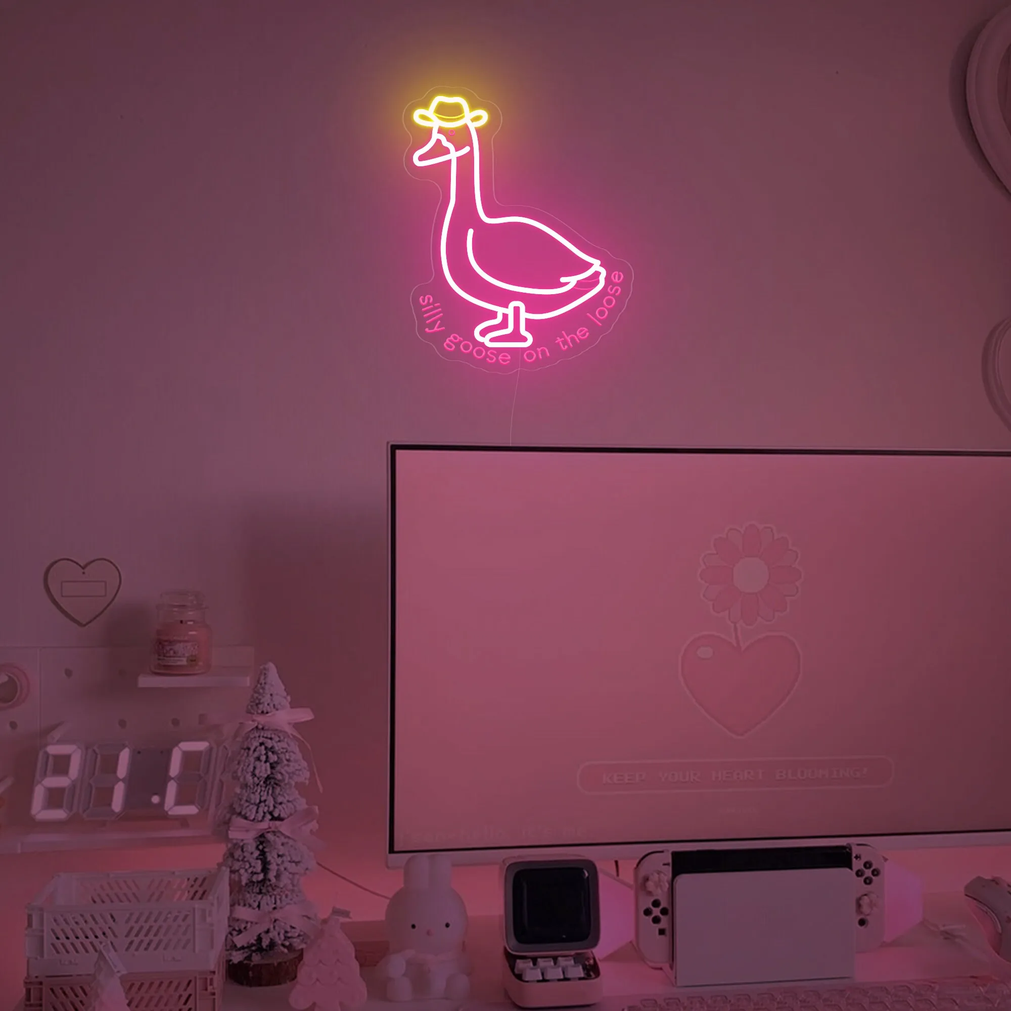 Neon Sign Silly Goose Wall Art Decor Cowboy Goose Birthday Gift for Kids Baby Silly Goose Funny Animal Wall Decor Bedroom Sign