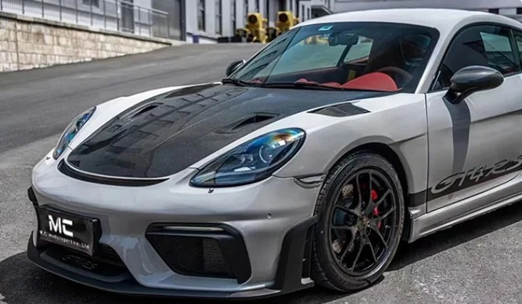 Half Dry Carbon Fiber Front Fender for Porsch e 718 Boxster GT4RS Front Fender Trims