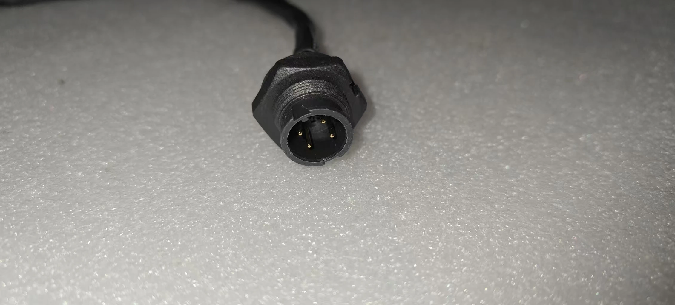 Hopewind Invt On Grid Inverter RS485 Terminal Block 4 Pin Aviation Connector Communication Conversion Connector view 6