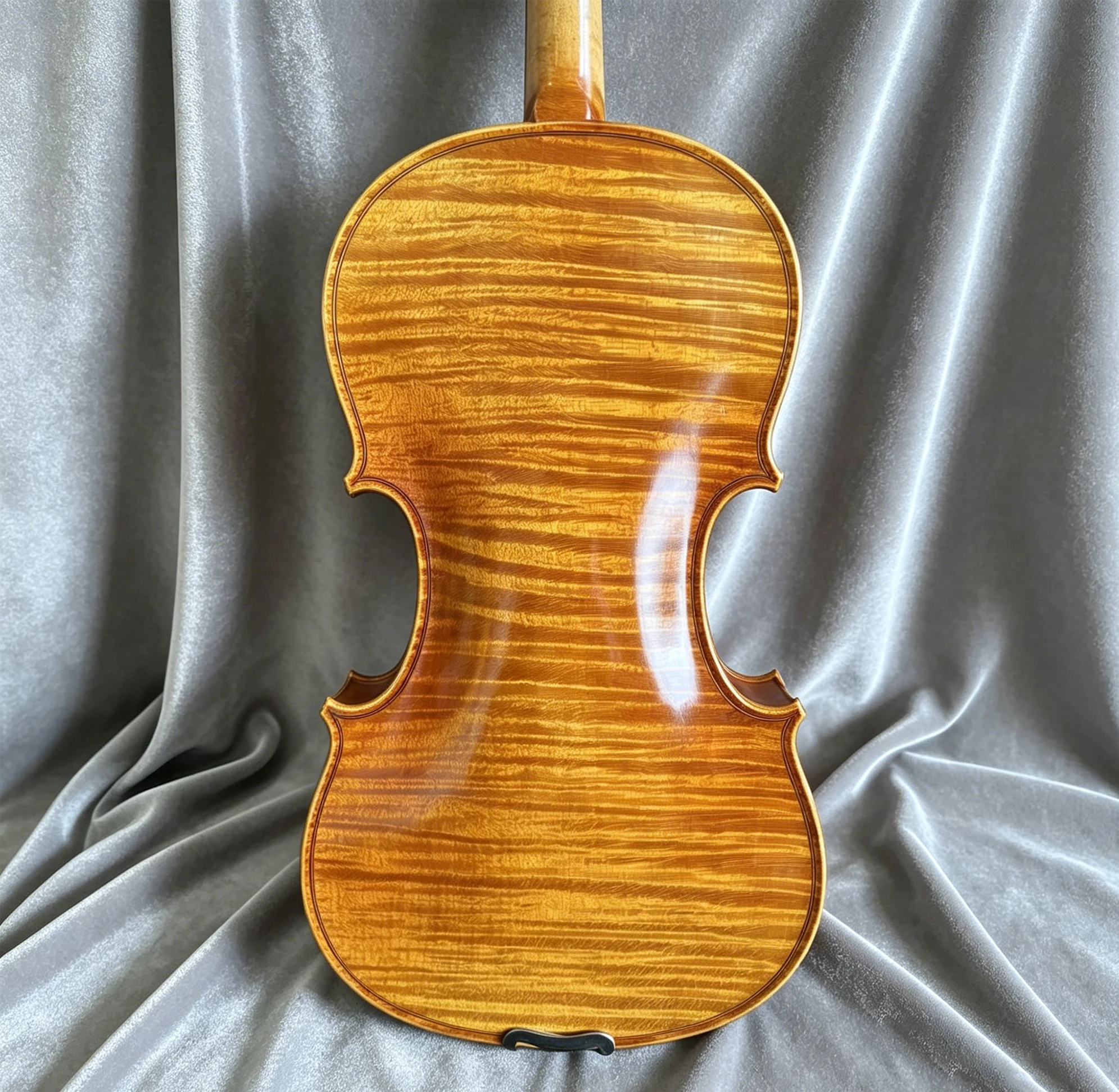 4/4 Handmade Violin, One-Piece Flamed Maple Back, Spruce Top, Ebony Parts, Oil Varnish, Professional Outfit with Case/Bow