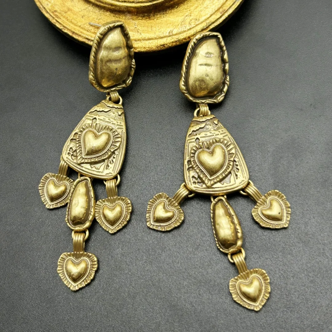 Vintage Western Retro Distressed Shoulder-Hugging Earrings Old Gold Tassel Craft Court Style