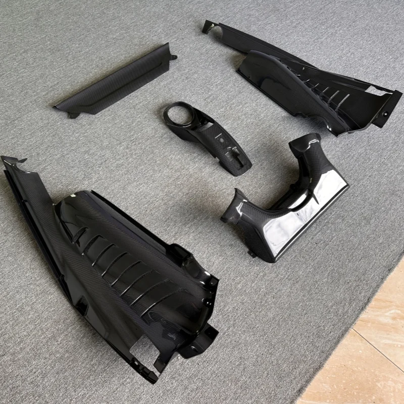 

Hardtop Engine Hood Body Kit for Ferrari 488GTB Modified OEM Style 3K Flat Textured Dry Carbon Fiber