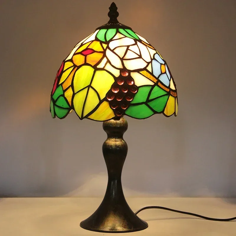 8 Inch 20cm Stained Glass Shade Tiffany Vintage Desk Lamp Table Lamp for Bedroom Cama Mesa E Banho