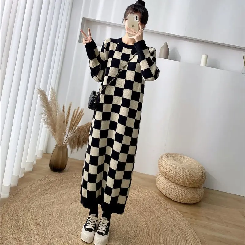 Korean Basic Plaid Dresses Knitted Autumn Winter Straight Long Sleeve Women's Clothing Commute Loose Casual O-Neck Midi Dress