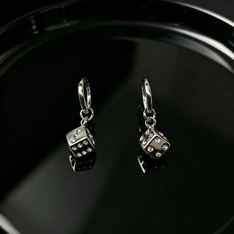 3D Dice Earrings Silver Acrylic Square Earring Stainless Steel Earrings Sweet Cool Spicy Girl Fashionable Jewelry Accessory Gift