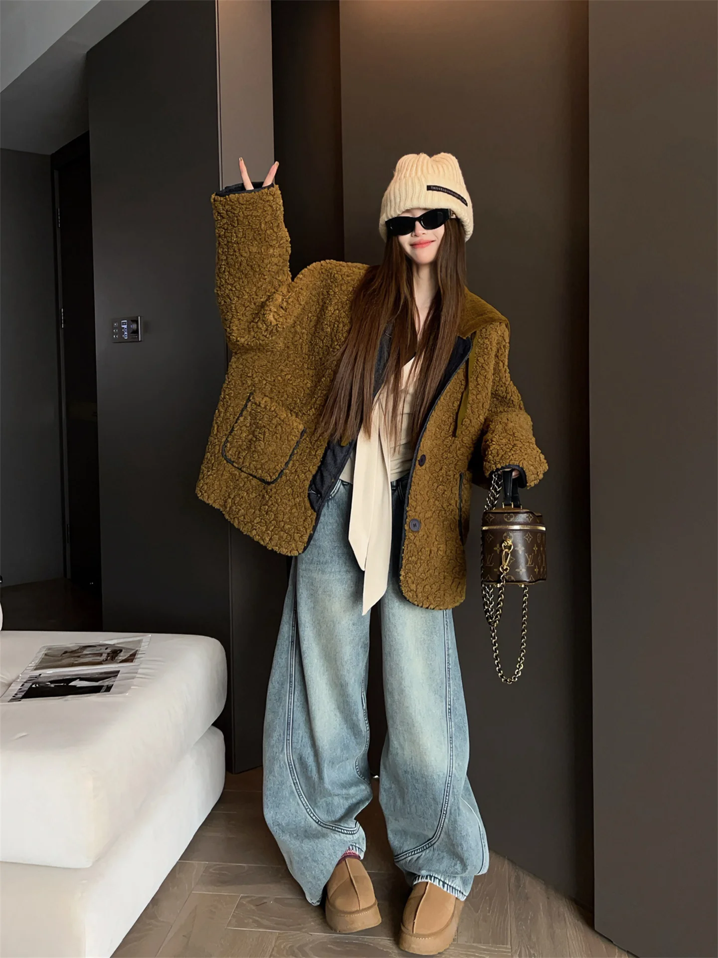 

Женская кожаная куртка с капюшоном и мехом в стиле ретро, осенне-зимняя свободная повседневная универсальная верхняя одежда, модная верхняя одежда от MRS AO