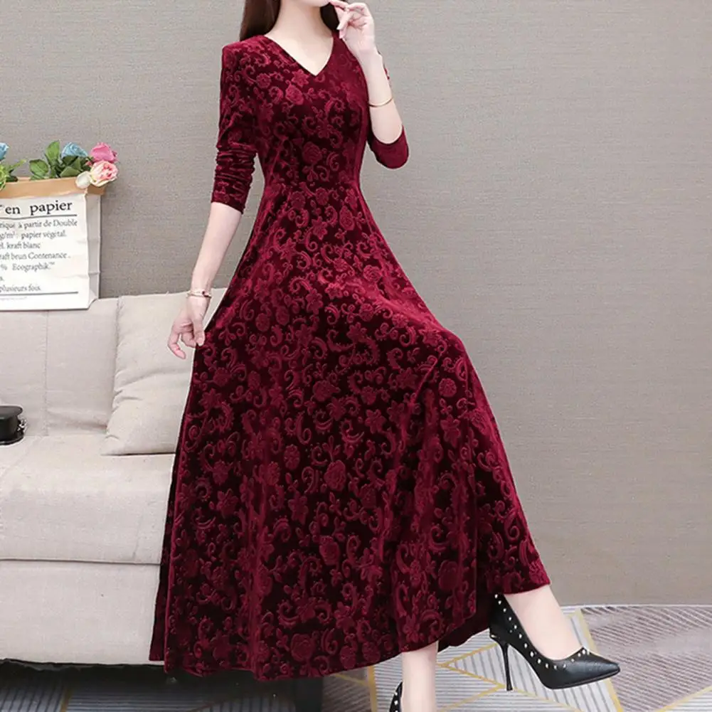 Chic Ankle-Length Velvet Vintage Women Maxi Dress Unique Pattern Slim Pleated Bodycon Prom Dress Swing Large Hem Evening Dress