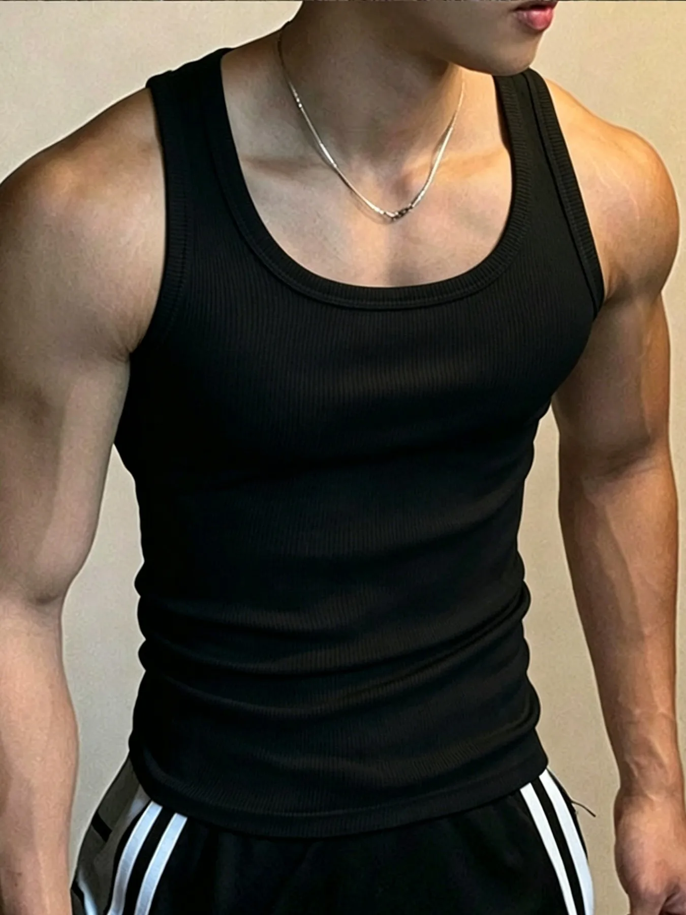 Fashion Korean Vest Thread Casual Tank Top Street Hip Hop Sleeveless Mens Clothes Summer Y2K Sport Vests Gym Suitable Streetwear