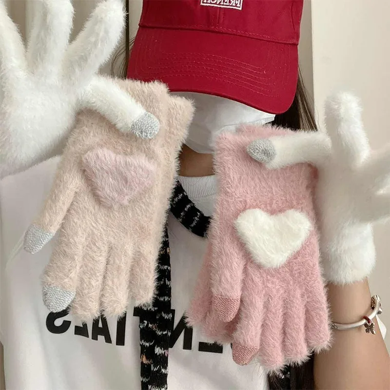 Sweet Korean Love Heart Pink Gloves Women Plush Gloves Autumn Winter Thick Mittens Full Finger Gloves Girls TouchScreen Glove