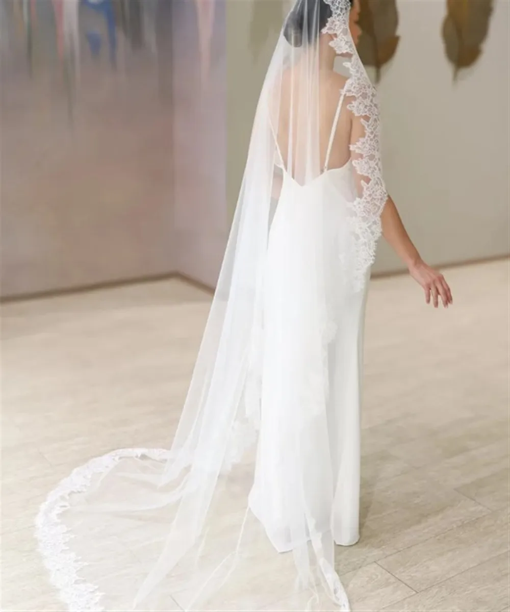 

Elegant Women 1 Tier Wedding Veil 3M Long Lace Edge Mantilla Cathedral Bridal Veils Wedding Accessories Doda Velo De Novias