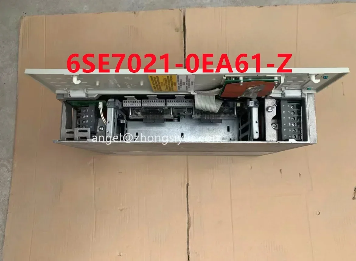 6SE7021-0EA61-Z  SIMOVERT Masterdrives vector control converter unit compact unit, IP20 380-480 V 3AC, 50/60 Hz, 10.2 A