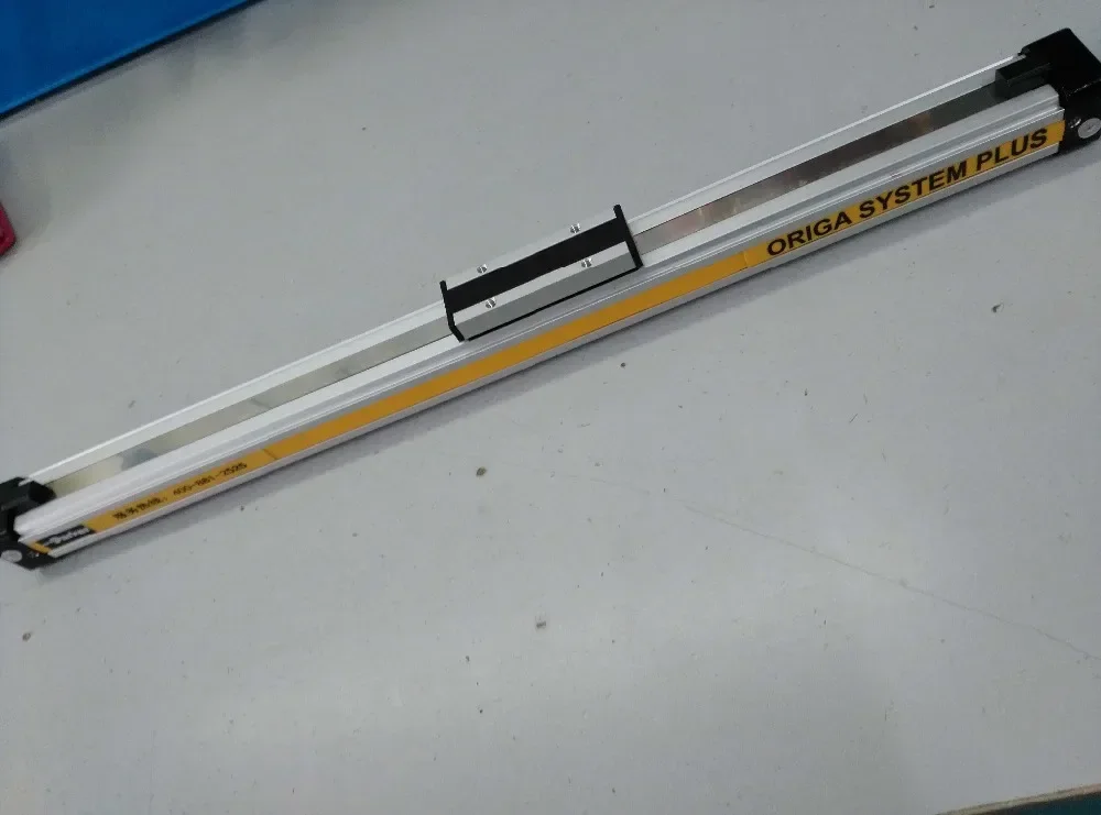 

Pneumatic Rodless Cylinders OSP-P25-00000-01900 OSP-P25-1900