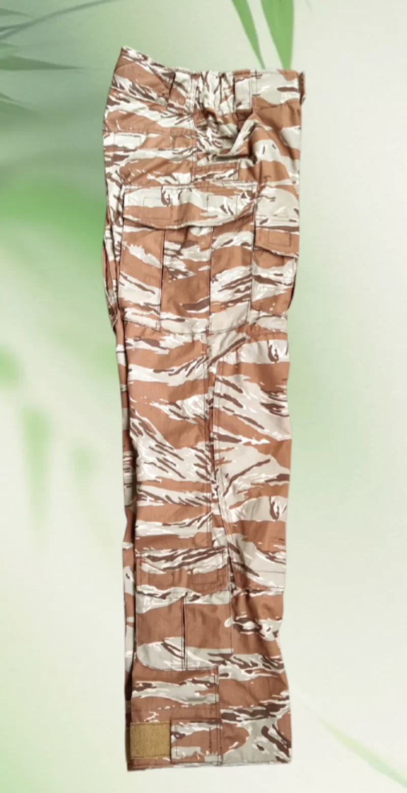 Outdoor desert tiger pattern camouflage tactical pants, scratch resistant and durable view 3