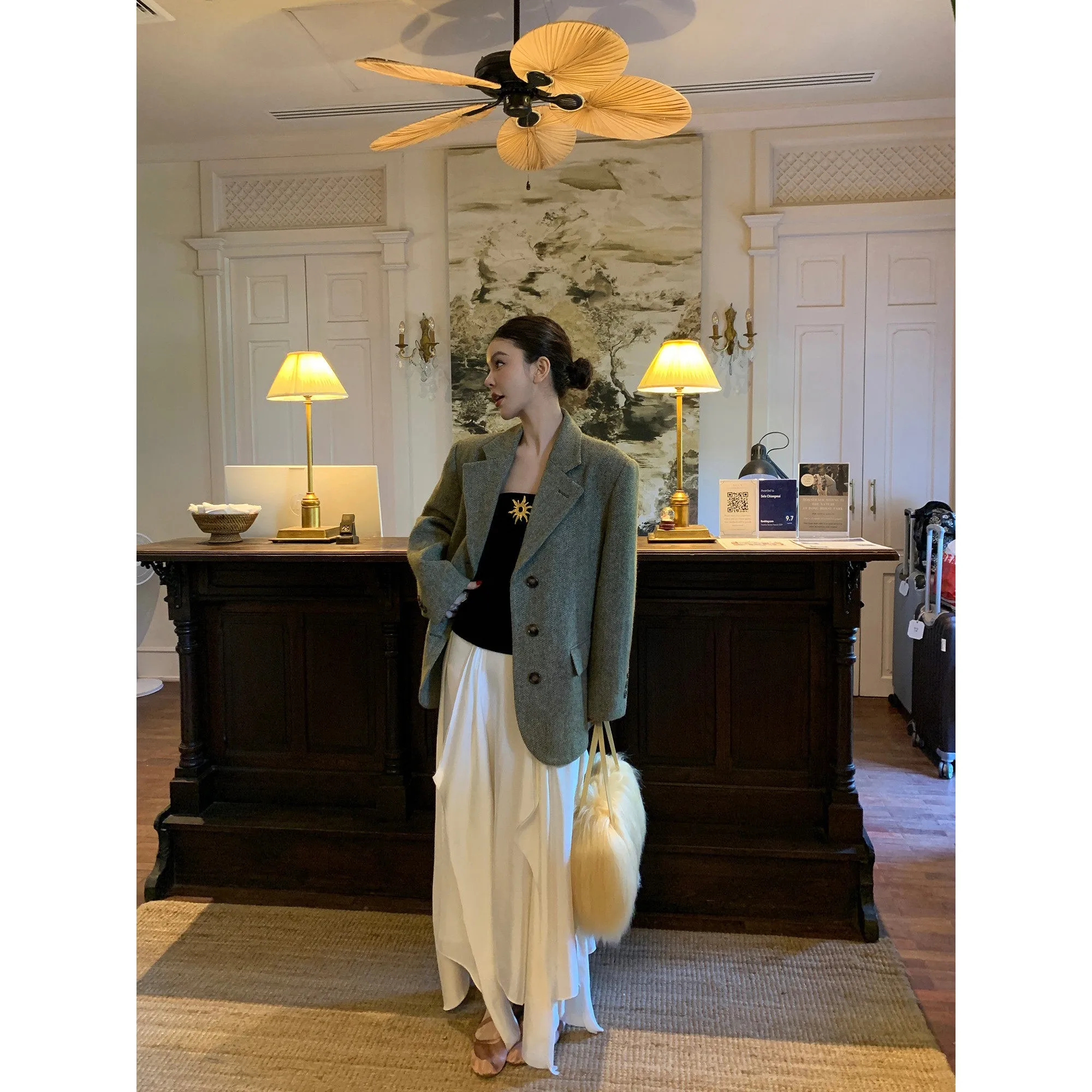 

Женский костюм Le Rouge Harris Tweed из 100% шерсти в британском ретро-стиле, цвет мха, прямой крой, с длинными рукавами, на одной пуговице, для повседневной носки.