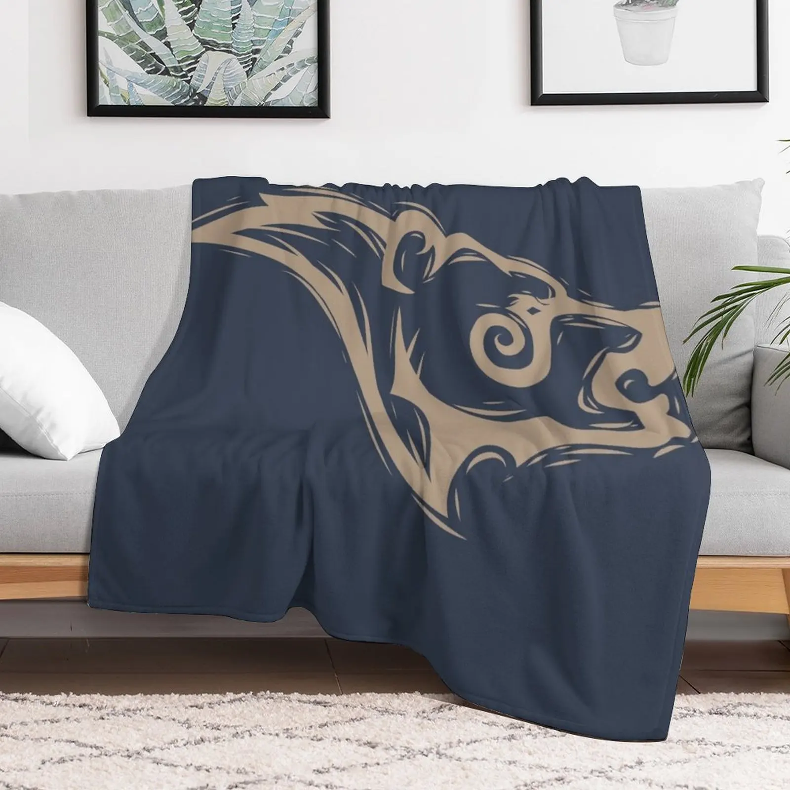 Stormcloak insignia Throw Blanket Thin Retros Comforter Picnic Blankets