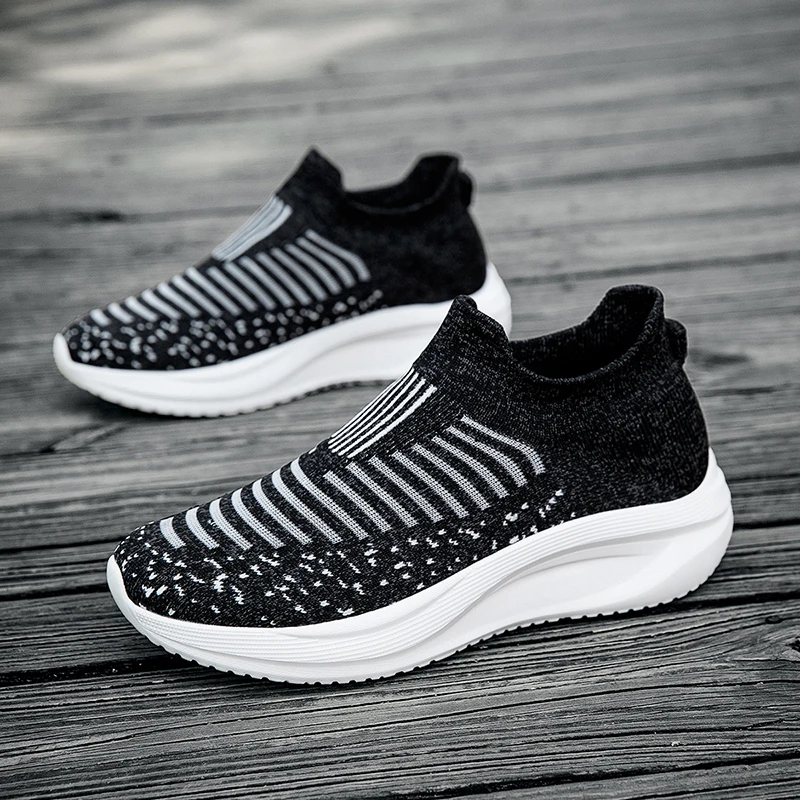 

Мужская спортивная обувь, модные повседневные черные сетчатые уличные прогулочные туфли, ультралегкие тренировочные теннисные противоскользящие кроссовки для мужчин