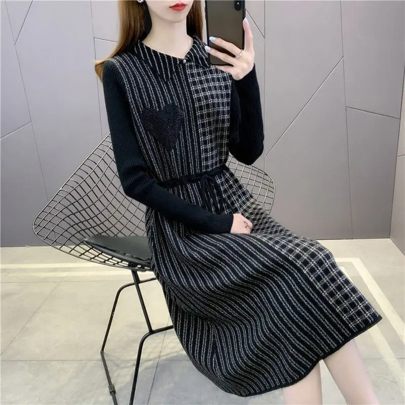 New Women\'s Mid to Long Knitted Dress with a Collar Stylish and Loose Fit Over the Knee Sweater as the Base Plus Size Sweater