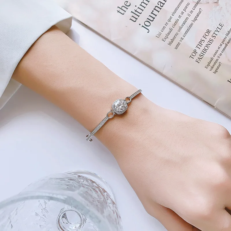 

Высококачественный серебряный роскошный квадратный браслет-сумка, браслет из муассанита, модный и высококачественный браслет из муассанита