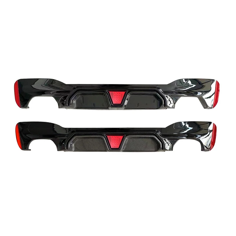 

Modified M5 Style Glossy Black Carbon Fiber Rear Lip Rear Spoiler With Light For 5 Series G30