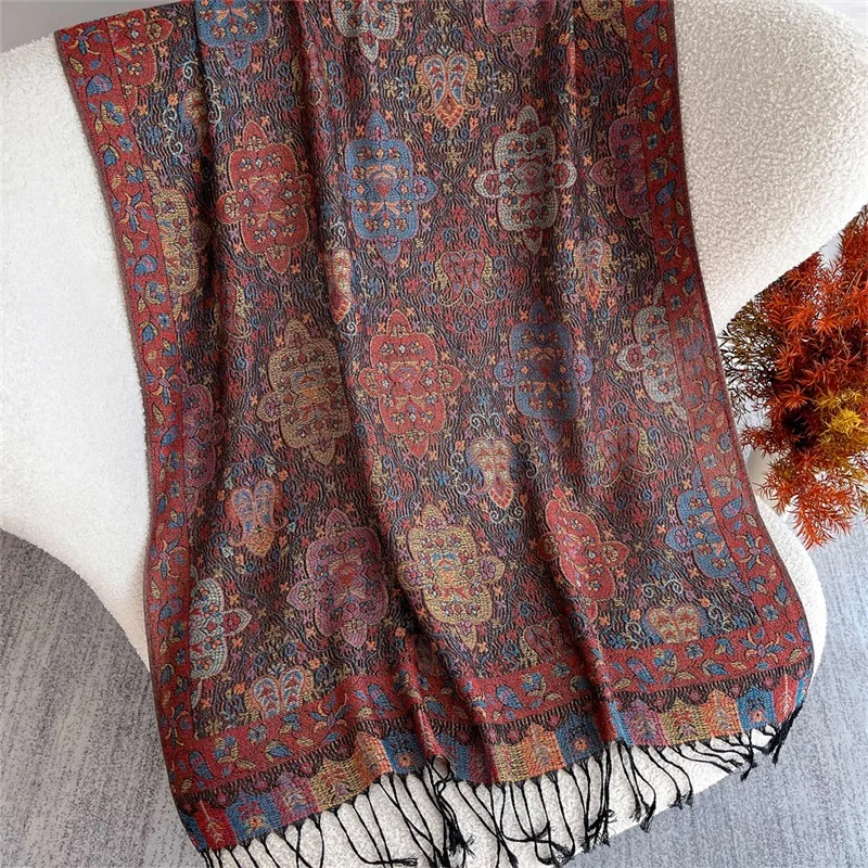 New Luxury Women Autumn and Winter Cashmere Scarves Paisley Print Warm Pashmina Poncho Fashion Thick Shawl Foulard Bufanda Scarf view 6