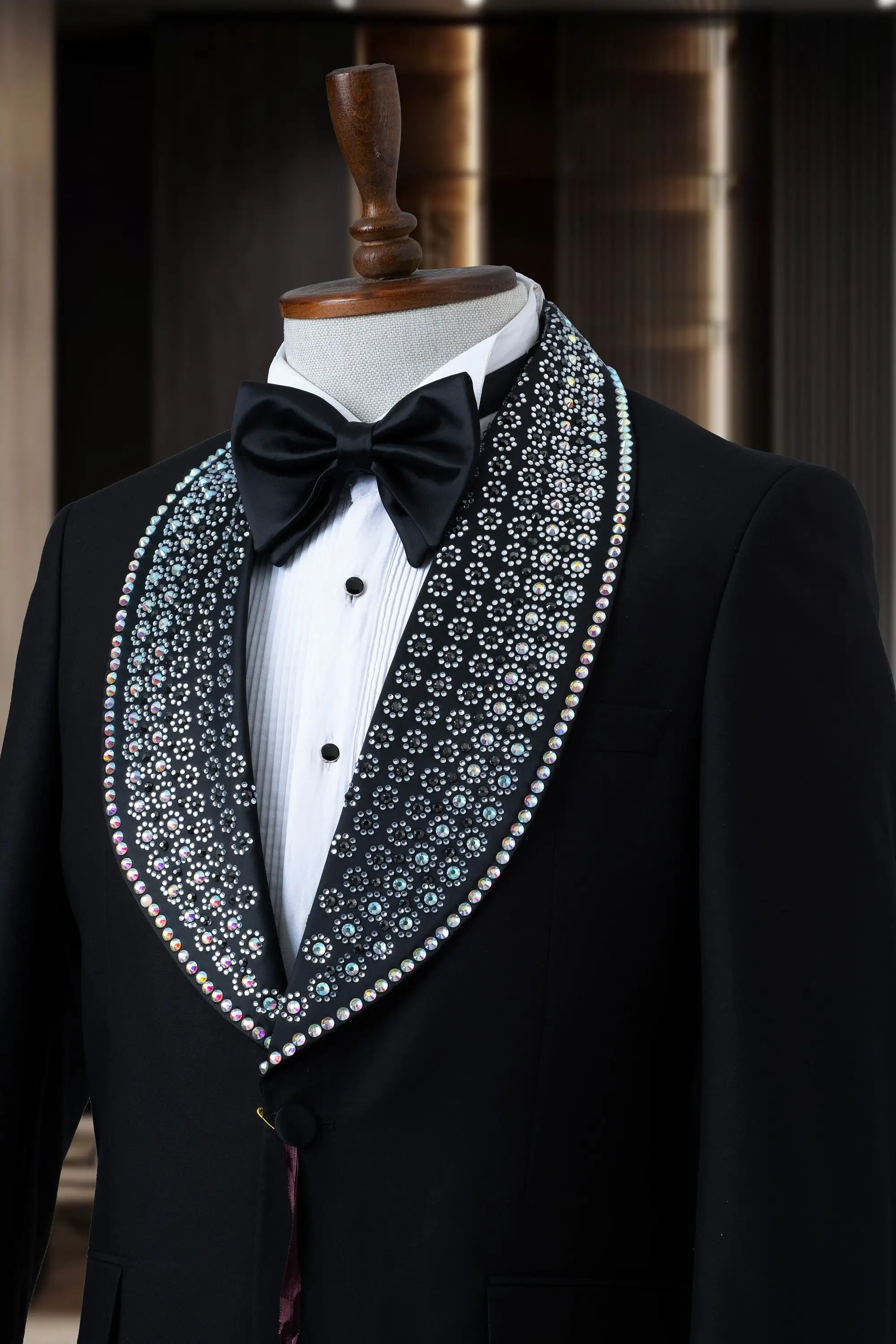 Abiti da sposa moderni per lo sposo 2 pezzi giacca pantaloni scialle bavero cristallo smoking hot fix monopetto personalizzato