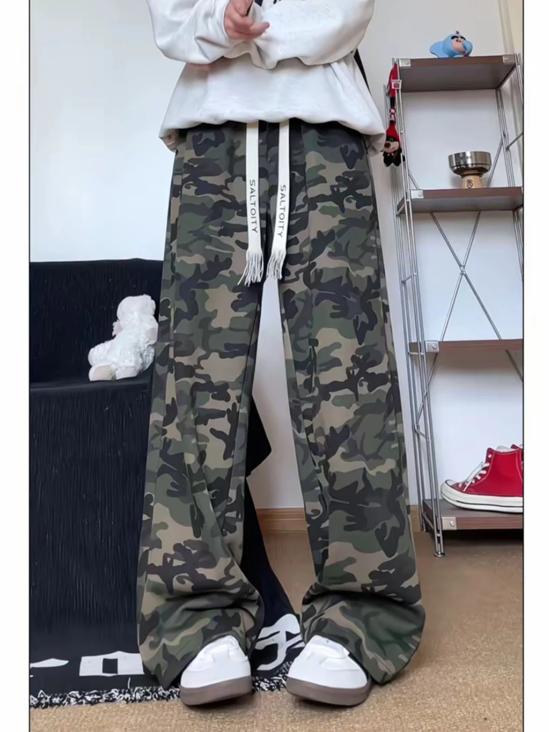 

Heavyweight Retro Straight Leg Camouflage Pants Men's Autumn Wear 2025 New American Style Loose Lazy Sensation Trousers