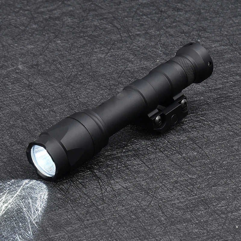 WADSN Tactical SF M600 M300 M600C Flashlight Hunting Weapon Light Airsoft Gun AR15 Rifle Torch Scout Light 20mm Picatinny Rail