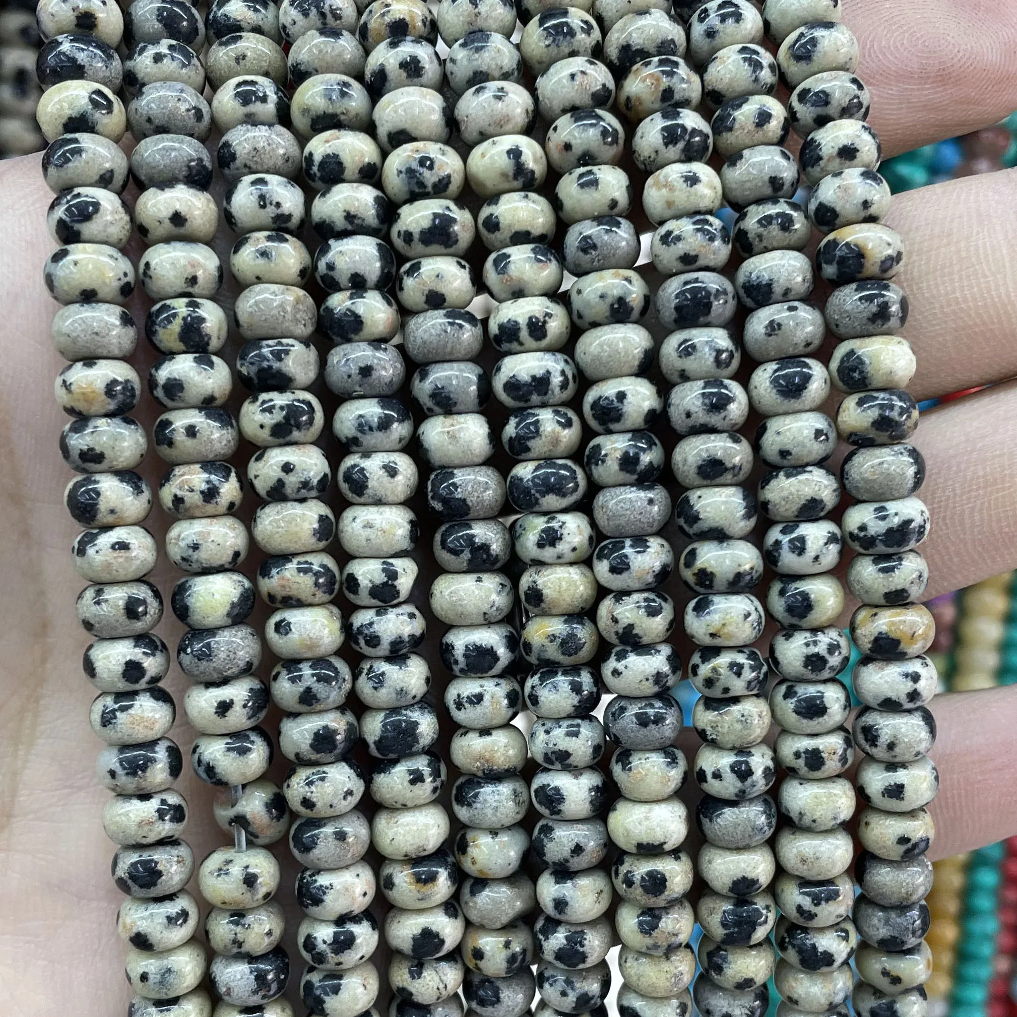 الدلماسية جاسبر الحجر الطبيعي مكعب مستدير الأوجه Rondelle فضفاض خزر عازل لصنع المجوهرات السحر أساور يدوية قلادة