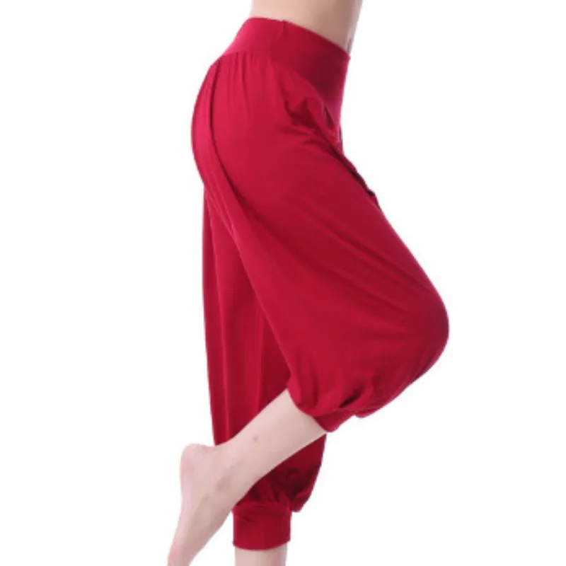 Nuovi pantaloni da Yoga al polpaccio pantaloni da corsa femminili pantaloni da allenamento Fitness sportivi in modale a vita alta larghi di grandi